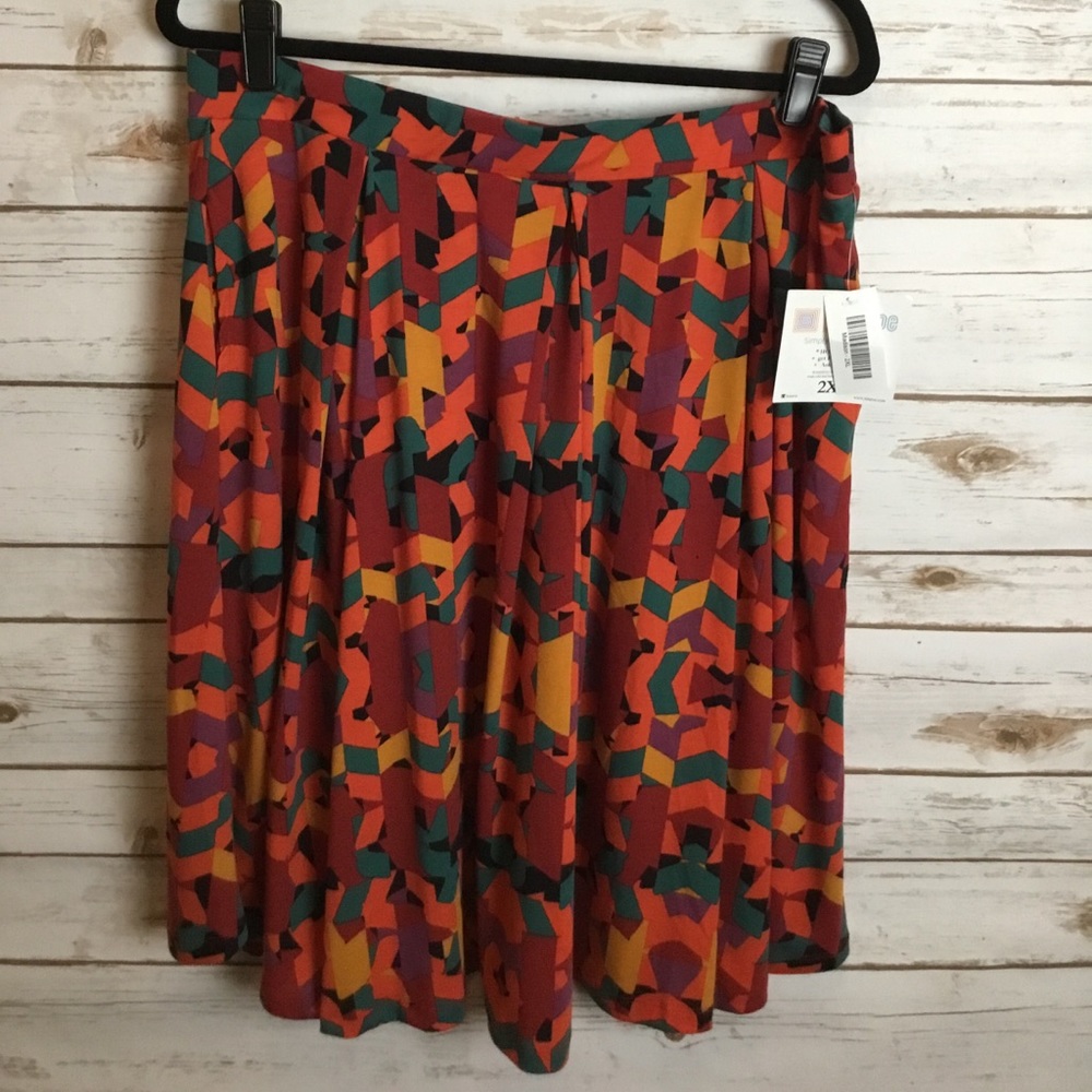 ⭐️NWT LuLaRoe Madison Skirt 2XL⭐️